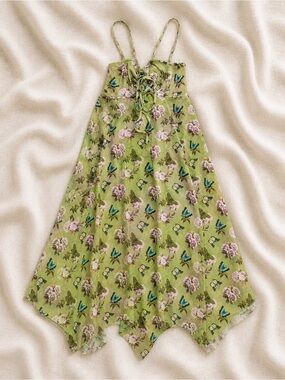 Women’s cottage core green dress with florals size LARGE brand thorn and fable